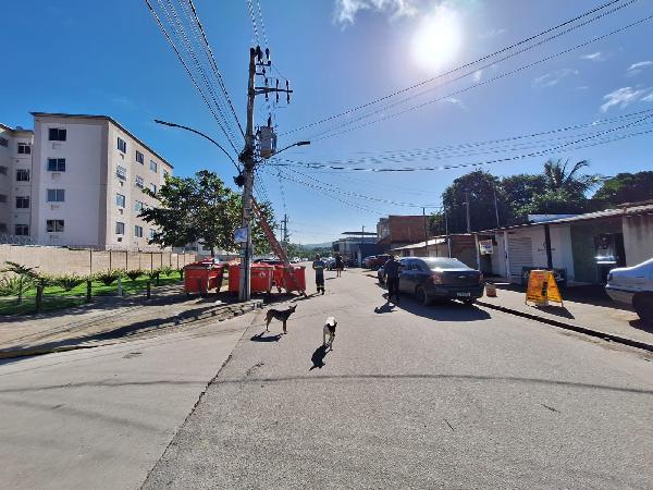 Apartamento no Cond Reserva do Parque I