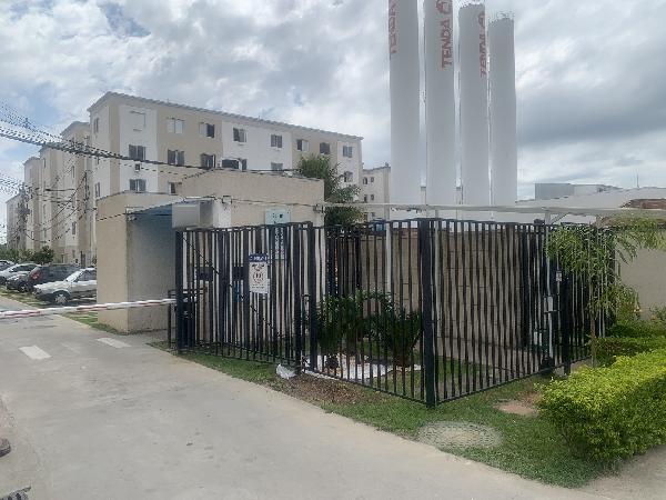 Apartamento no Jardim dos Lirios I