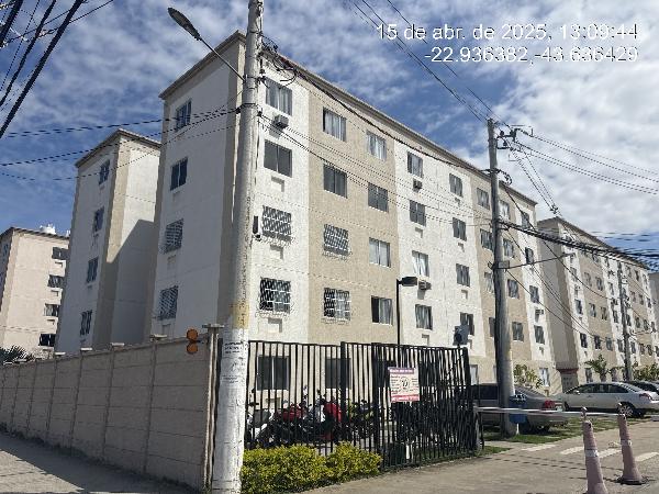Apartamento no Jardim dos Lirios I