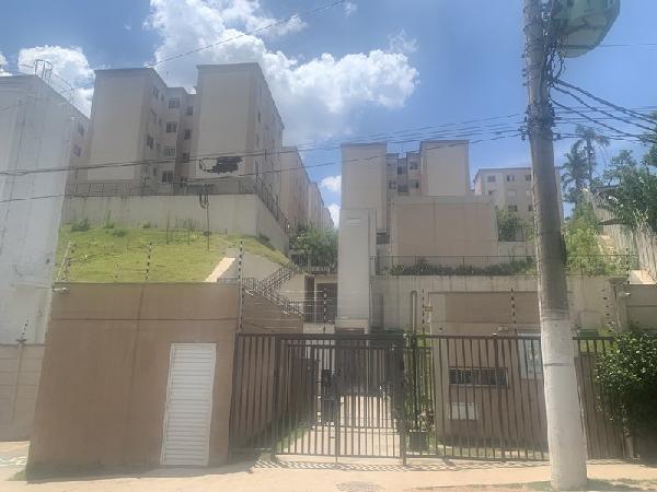 Apartamento no Cond Portal Cantareira