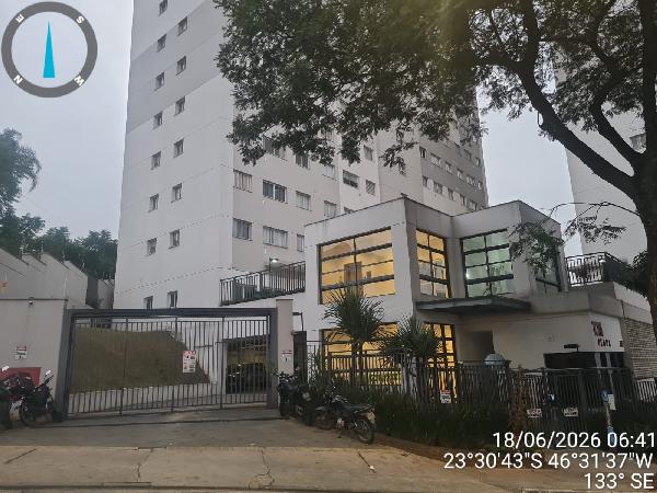 Apartamento no Res Tom Penha