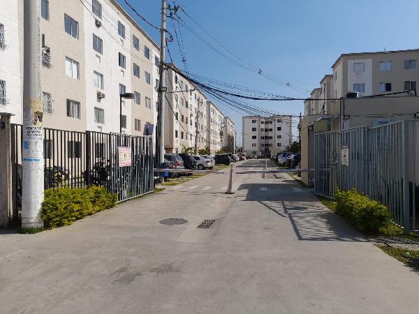 Apartamento no Jardim dos Lirios I