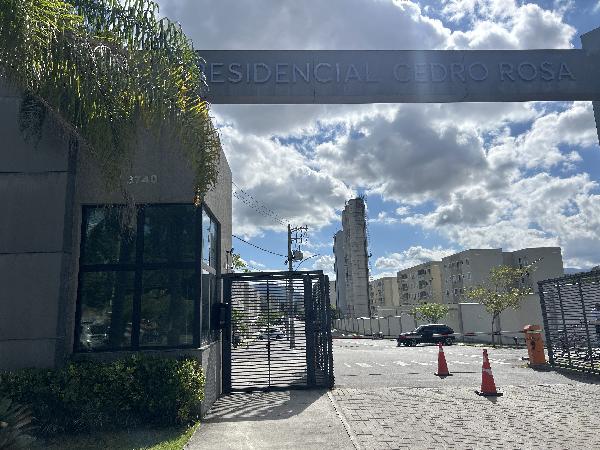 Apartamento no Res Cedro Rosa
