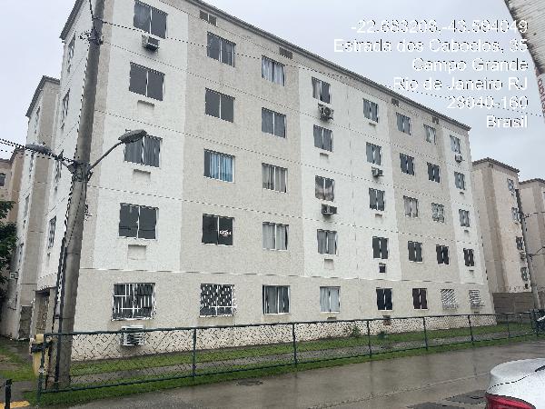 Apartamento no Solar do Oeste I