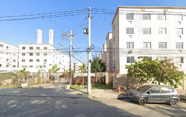 Apartamento no Jardim dos Lirios Ii