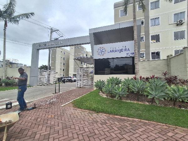 Apartamento no Cond Res Flor de Laranjeira