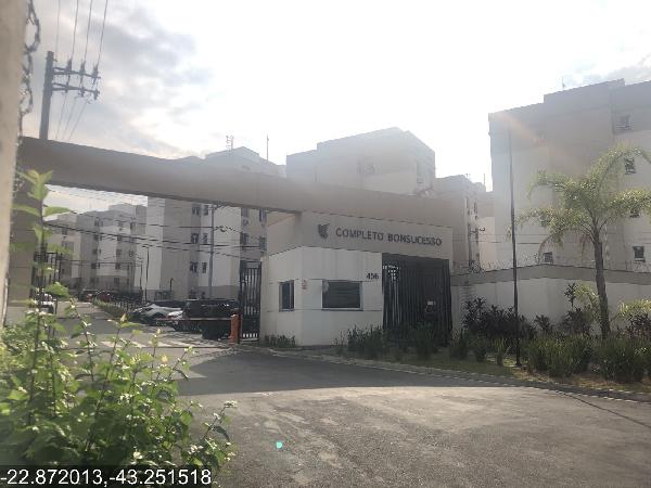 Apartamento no Cond Res Completo Bonsucesso