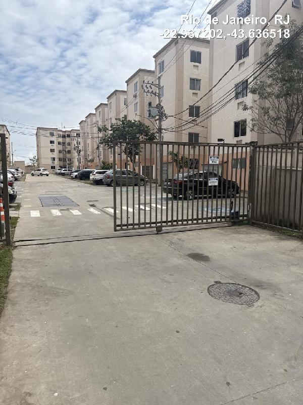 Apartamento no Jardim dos Lirios Ii