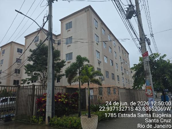 Apartamento no Cond Jd dos Lirios Ii