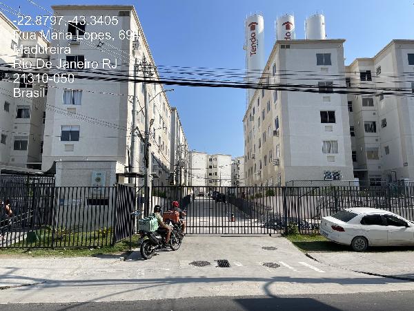Apartamento no Cond Recanto das Flores I