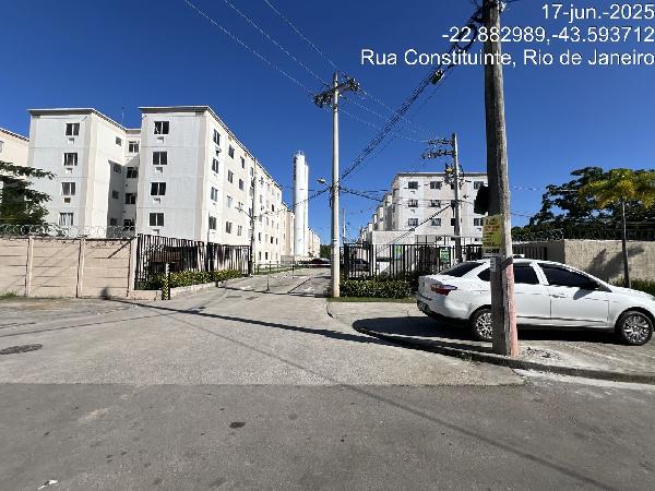 Apartamento no Solar do Oeste I