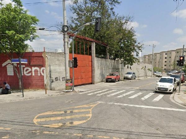 Apartamento no Cond Estação Guanabara I