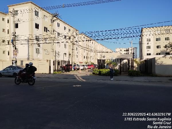 Apartamento no Jardim dos Lirios I