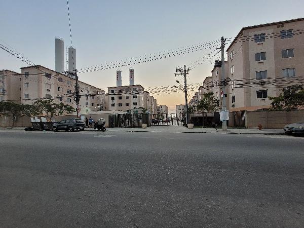 Apartamento no Jardim dos Lirios Ii