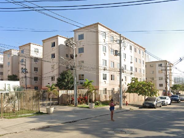 Apartamento no Jardim dos Lirios Ii
