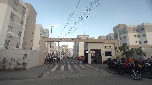 Apartamento no Res Comp Pq Brito