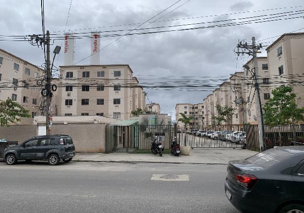 Apartamento no Jardim dos Lirios Ii