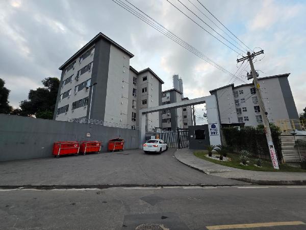 Apartamento no Res Riviera
