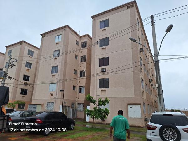 Apartamento no Jardim dos Lirios Ii