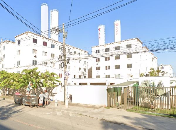 Apartamento no Jardim dos Lirios Ii