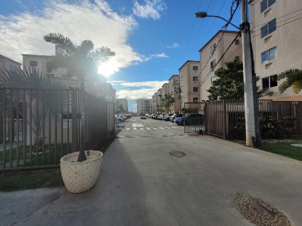 Apartamento no Jardim dos Lirios Ii