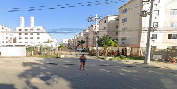 Apartamento no Jardim dos Lirios Ii