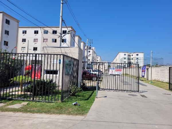 Apartamento no Jardim dos Ipes Iii