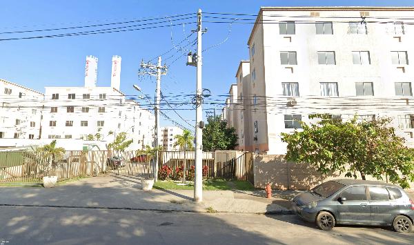 Apartamento no Jardim dos Lirios Ii