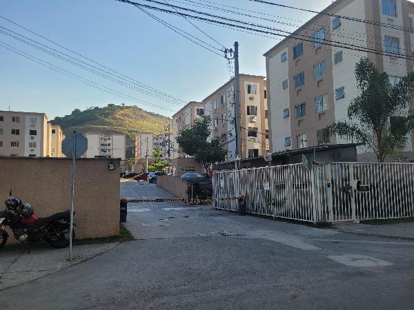 Apartamento no Cond Flora de Jacarepagua