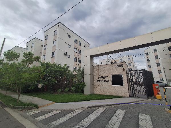 Apartamento no Res Villagio Verona