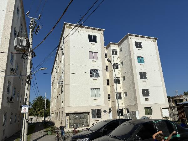 Apartamento no Jardim dos Ipes Iii