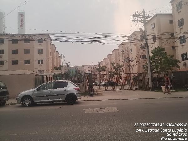 Apartamento no Jardim dos Lirios Ii