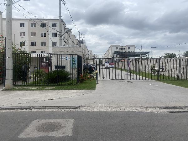 Apartamento no Jardim dos Ipes Iii