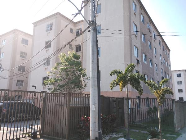 Apartamento no Jardim dos Lirios Ii
