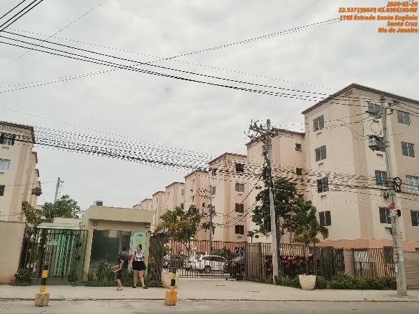Apartamento no Jardim dos Lirios Ii