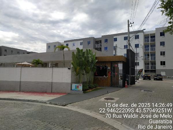 Apartamento no Res Carioca Park Ii