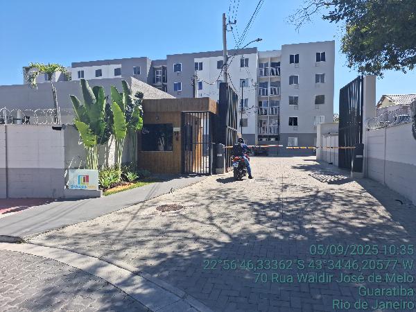 Apartamento no Res Carioca Park Ii