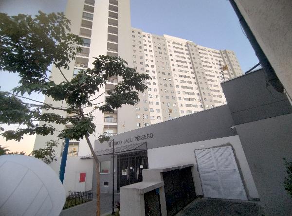 Apartamento no Con Res Unico Jacu Pessego