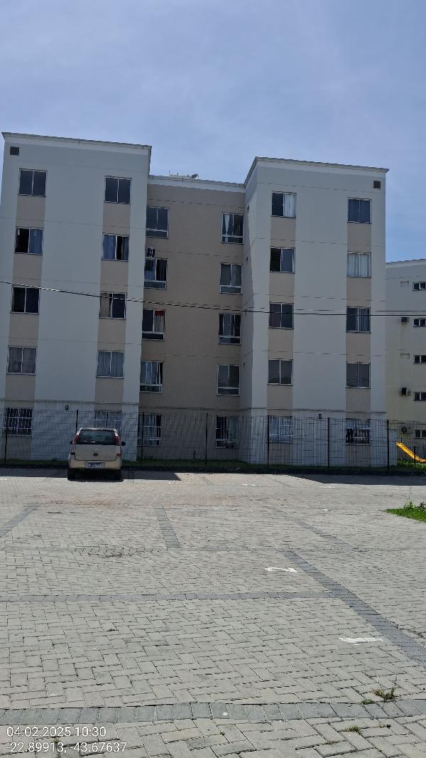 Apartamento no Cond Res Villaggio Florenca