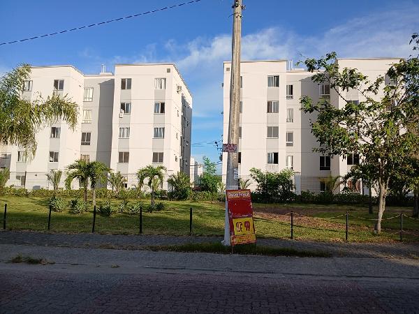 Apartamento no Cond Res Villaggio Florenca