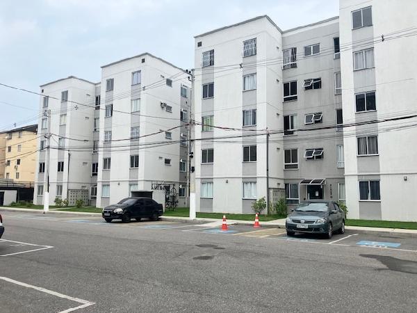 Apartamento no Cond Res Villaggio Florenca
