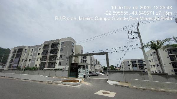 Apartamento no Res Viver Mais Campo Grande