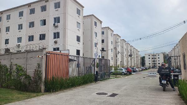 Apartamento no Cond Parque Tulipa