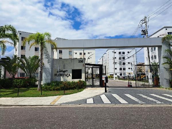 Apartamento no Cond Res Villaggio Florenca
