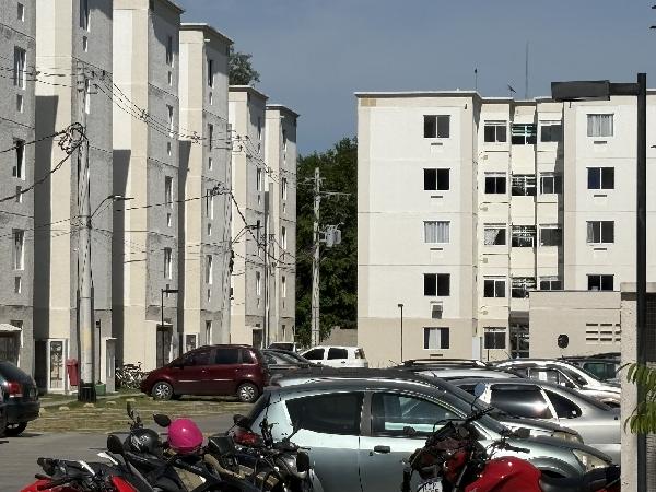 Apartamento no Cond Parque Tulipa
