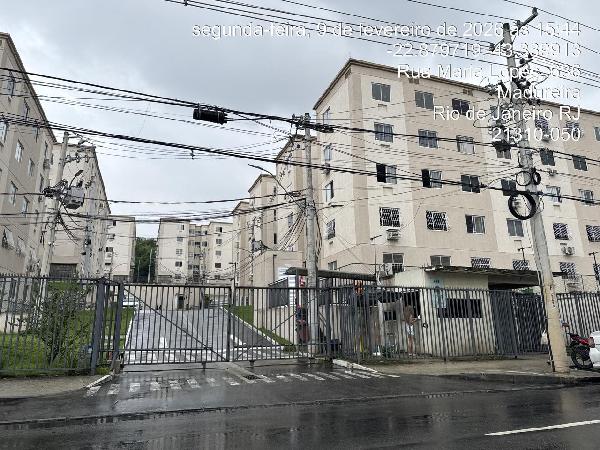 Apartamento no Condomínio Recanto das Flores Ii