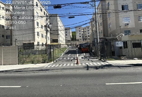 Apartamento no Cond Recanto das Flores Ii