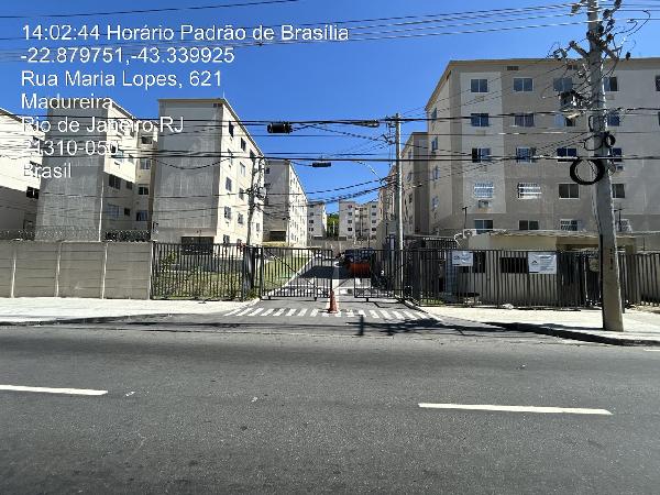 Apartamento no Cond Recanto das Flores Ii