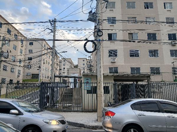 Apartamento no Cond Recanto das Flores Ii