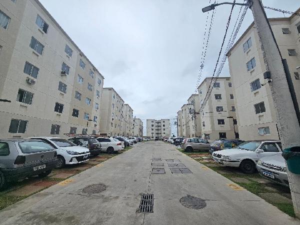 Apartamento no Jardim Hibisco